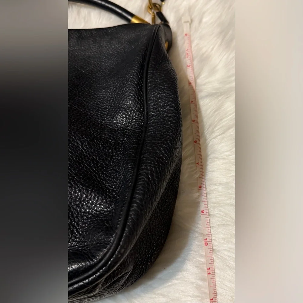 Marc Jacobs Hobo Black Pebbled Leather Bag with Gold Hardware - Picture 11 of 13